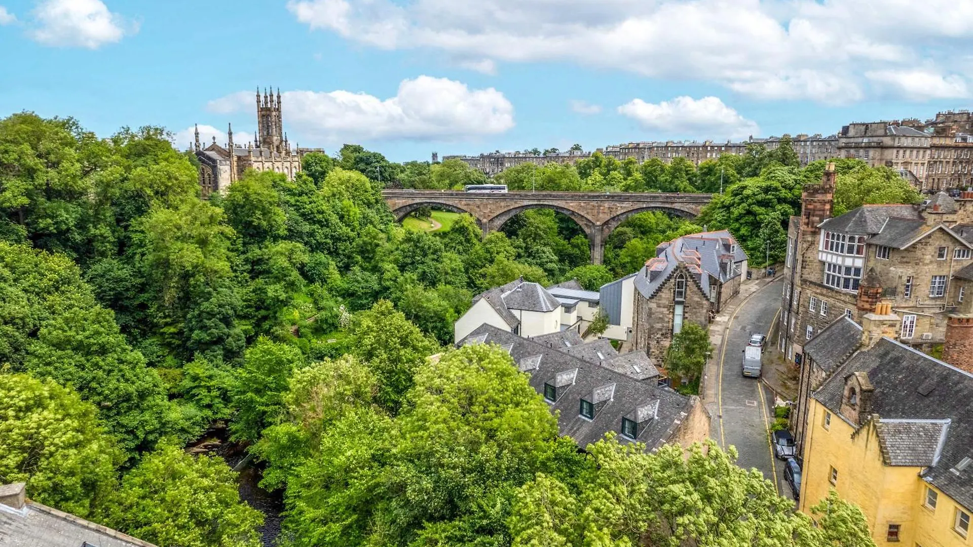 The Old School In Dean Village Edinburgh Apartment