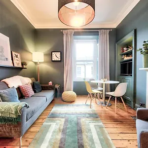  Apartment Guestready - Stylishly Presented Centre Ap